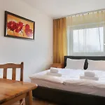 Widok Bed & Breakfast 3*