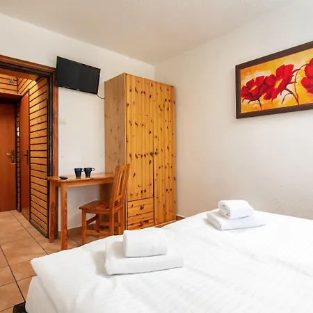 Widok 住宿加早餐酒店 3*